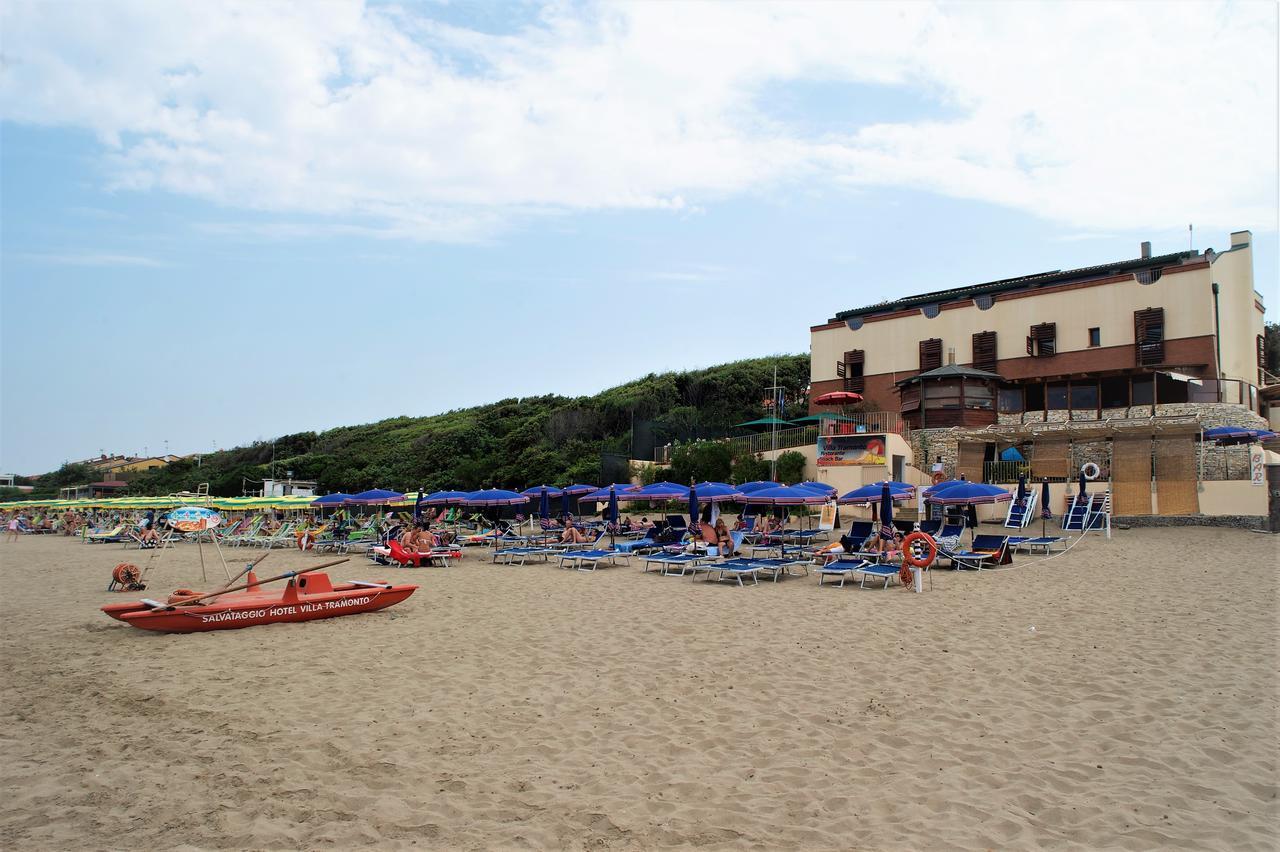 Hotel Villa Tramonto Direttamente Sul Mare San Vincenzo Exterior foto